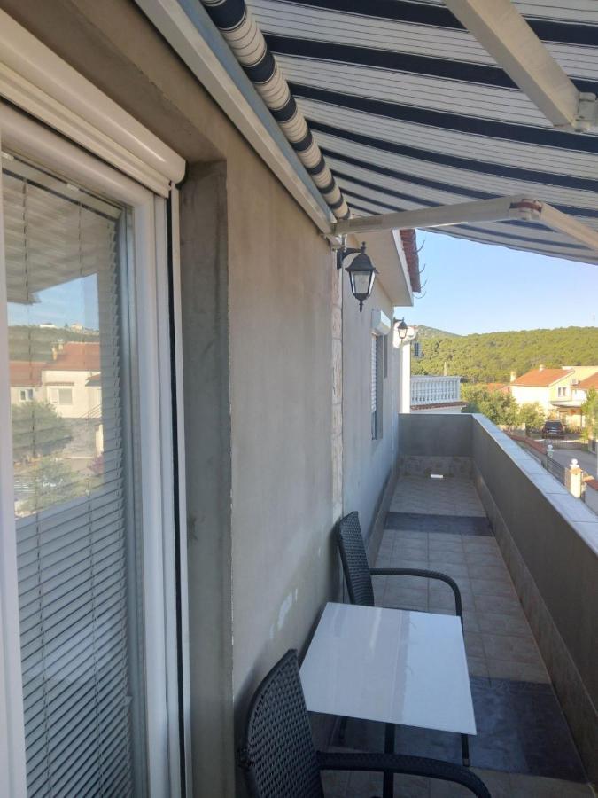 Apartments Dvije Palme Шибеник Экстерьер фото